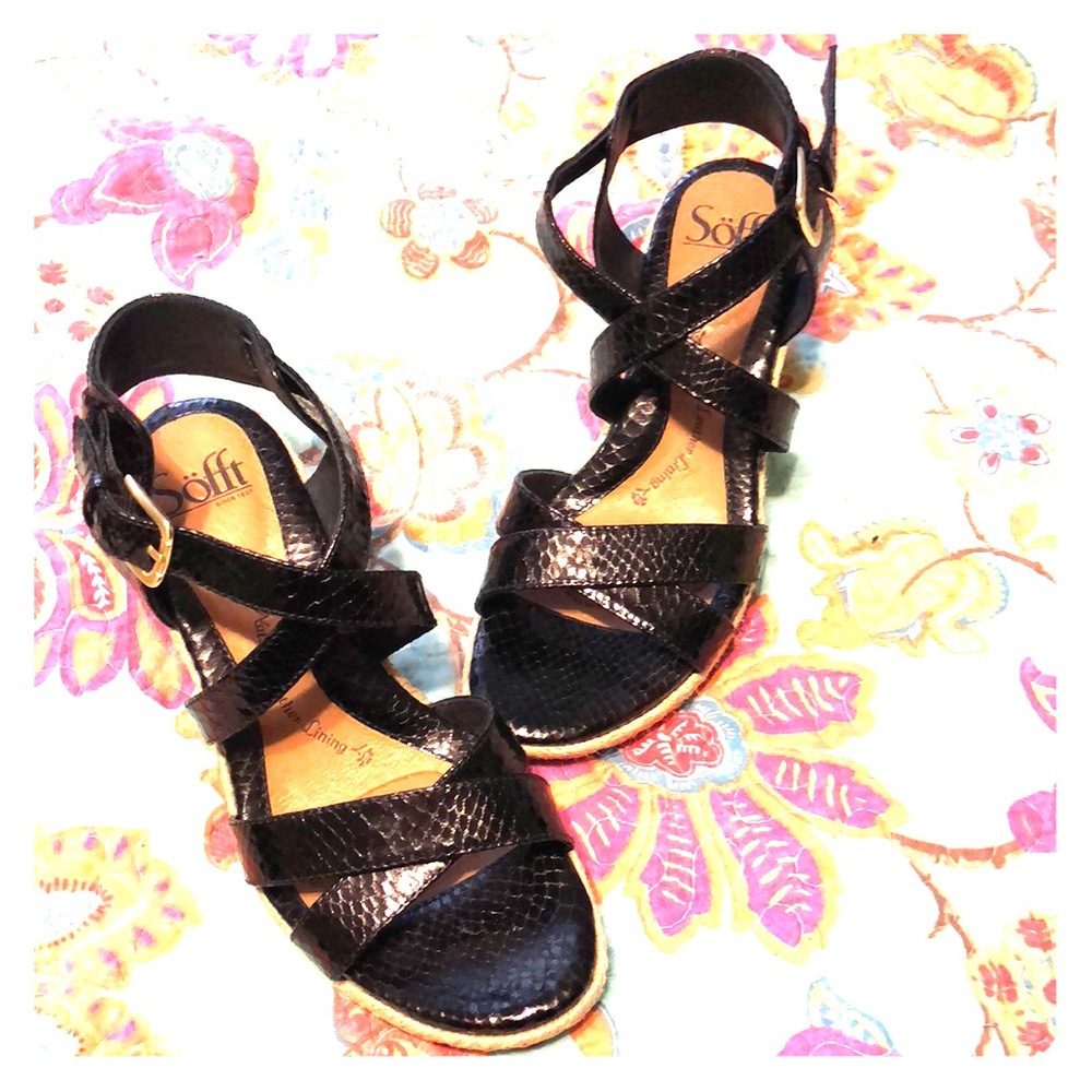LIKE NEW Söftt Inez wedge sandals